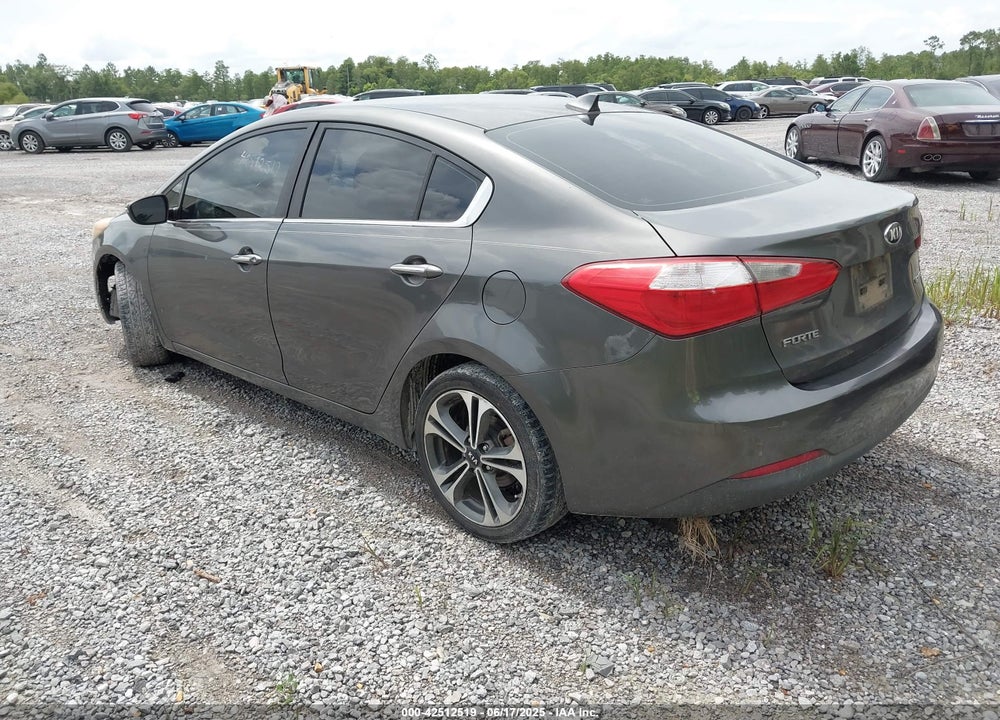 2014 KIA FORTE VIN: KNAFX4A85E5138738