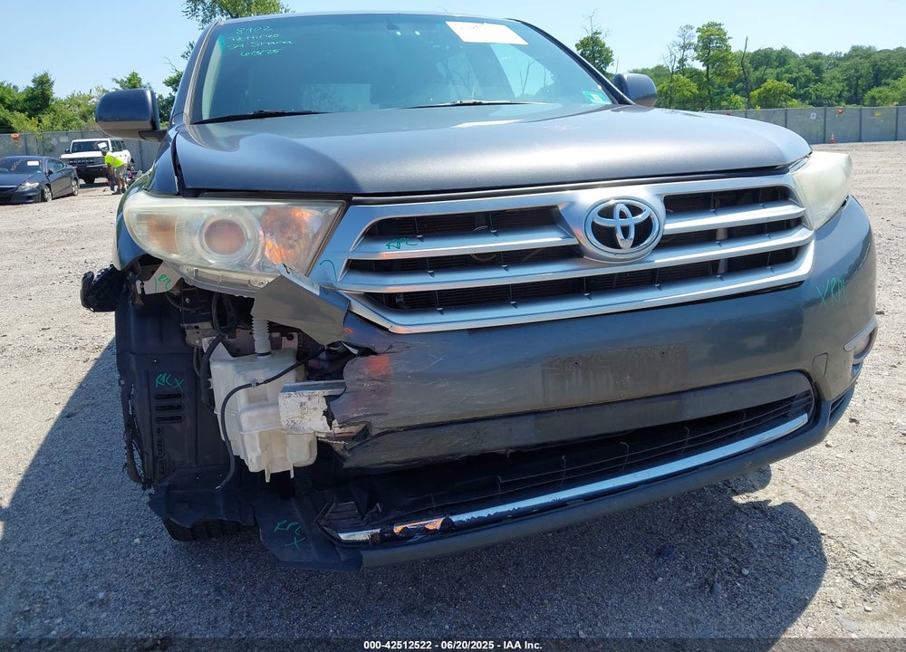 2012 TOYOTA HIGHLANDER VIN: 5TDBK3EH9CS163296