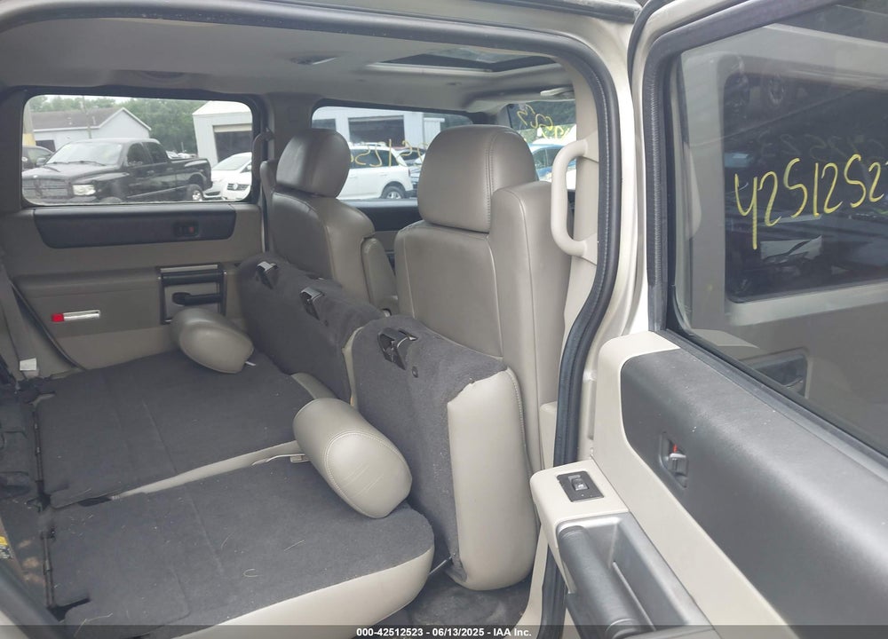 2004 HUMMER H2 VIN: 5GRGN23U64H107487