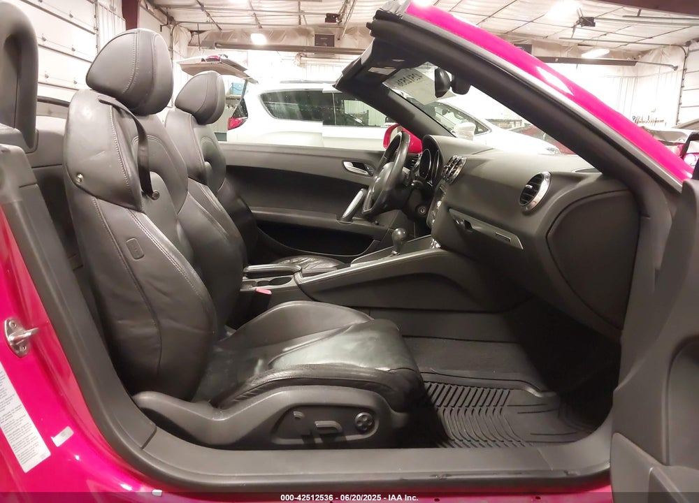 2008 AUDI TT VIN: TRURD38J181043896