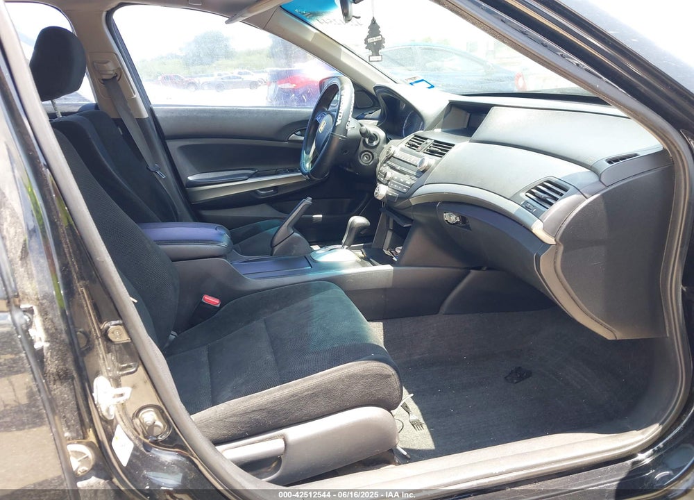 2010 HONDA ACCORD 2.4 EX VIN: 1HGCP2F74AA021083