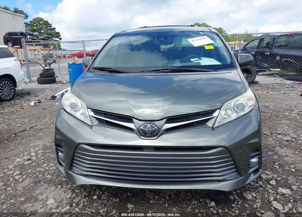 2019 TOYOTA SIENNA XLE 8 PASSENGER VIN: 5TDYZ3DC4KS994778