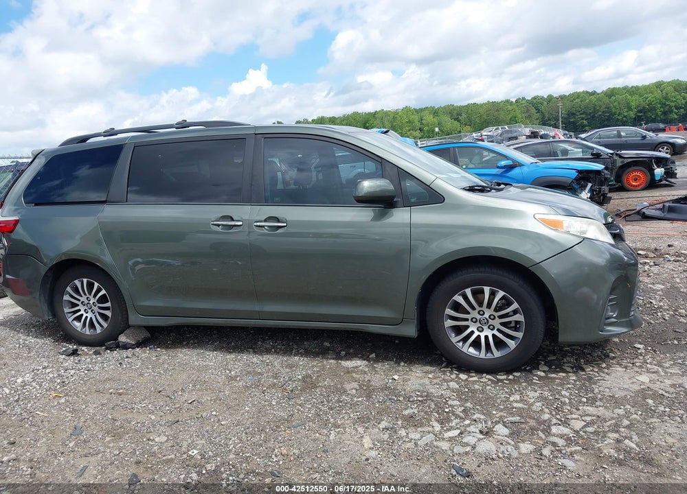 2019 TOYOTA SIENNA XLE 8 PASSENGER VIN: 5TDYZ3DC4KS994778