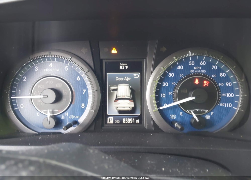 2019 TOYOTA SIENNA XLE 8 PASSENGER VIN: 5TDYZ3DC4KS994778