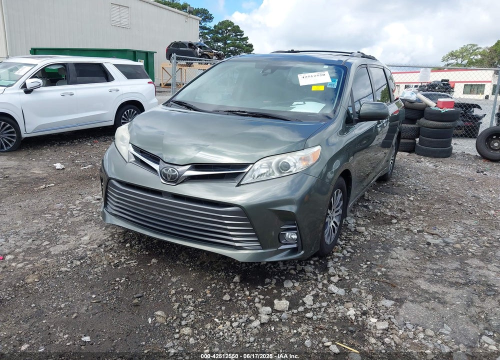 2019 TOYOTA SIENNA XLE 8 PASSENGER VIN: 5TDYZ3DC4KS994778