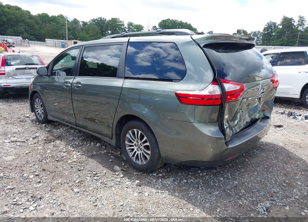 2019 TOYOTA SIENNA XLE 8 PASSENGER VIN: 5TDYZ3DC4KS994778