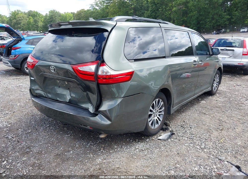 2019 TOYOTA SIENNA XLE 8 PASSENGER VIN: 5TDYZ3DC4KS994778