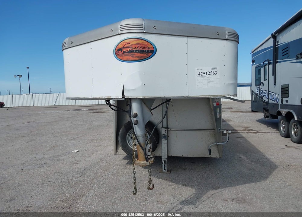 2016 SUNDOWNER HORSE TRAILER VIN: 13SKJ3226G1KB2843