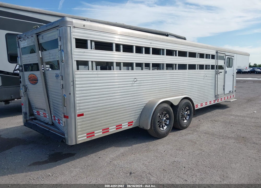 2016 SUNDOWNER HORSE TRAILER VIN: 13SKJ3226G1KB2843