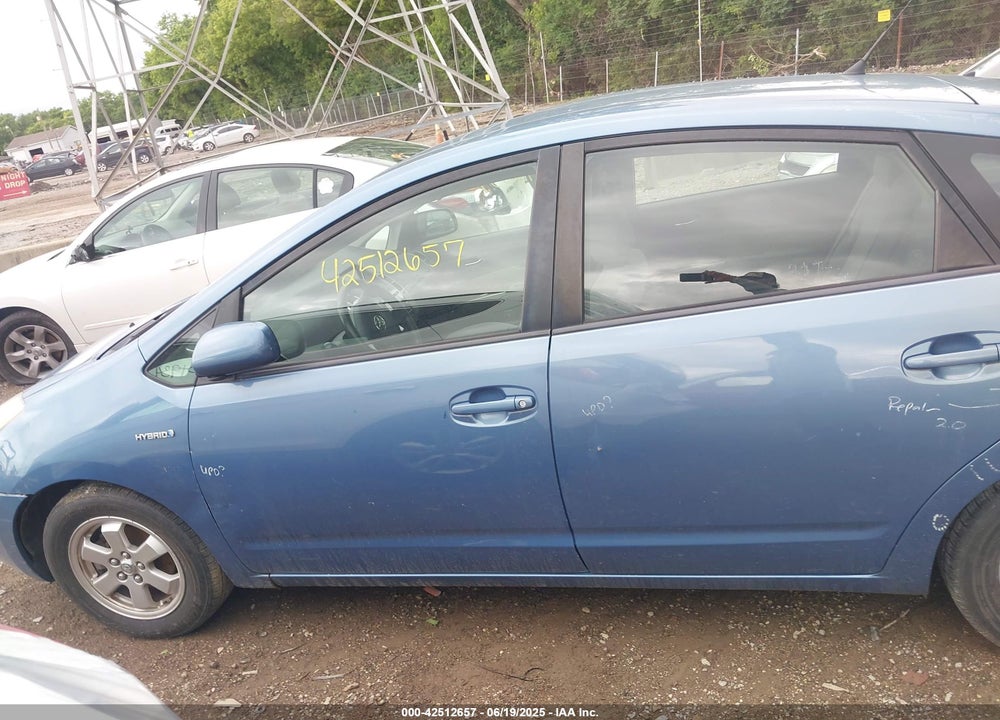 2007 TOYOTA PRIUS VIN: JTDKB20U577563452