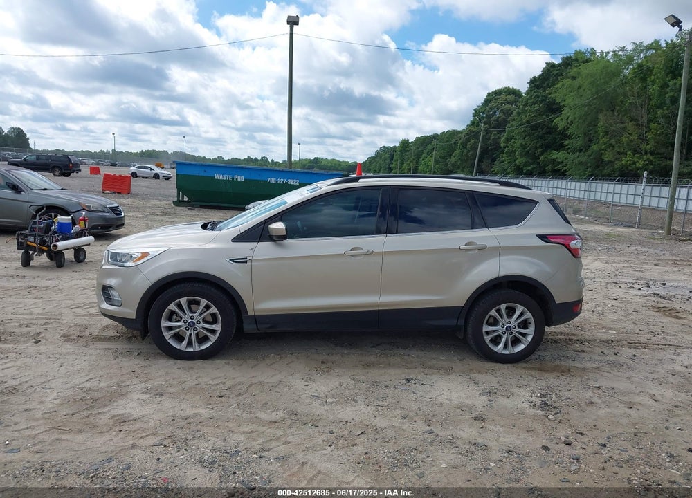 2017 FORD ESCAPE SE VIN: 1FMCU0GD7HUC42813
