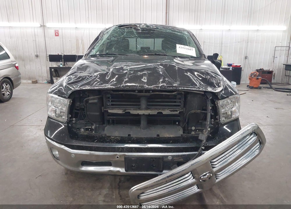 2016 RAM 1500 VIN: 1C6RR7GT3GS282369