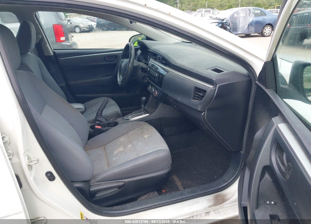 2014 TOYOTA COROLLA VIN: 5YFBURHE2EP124625
