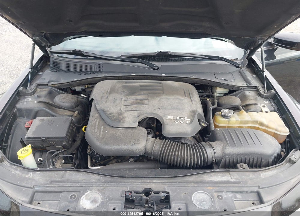 2014 CHRYSLER 300 VIN: 2C3CCAAGXEH239990