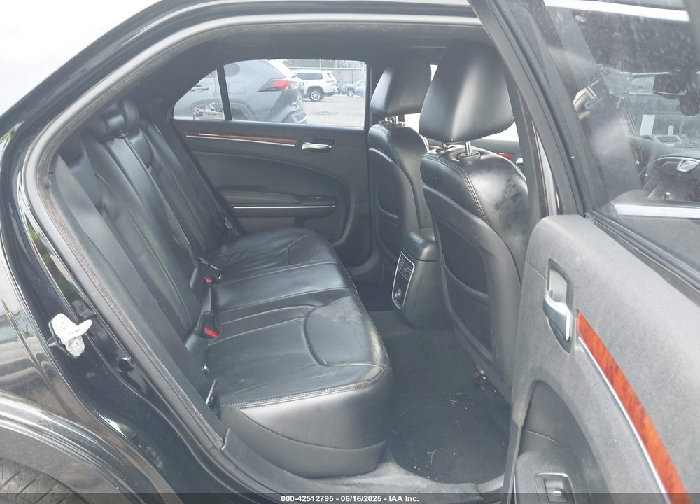 2014 CHRYSLER 300 VIN: 2C3CCAAGXEH239990