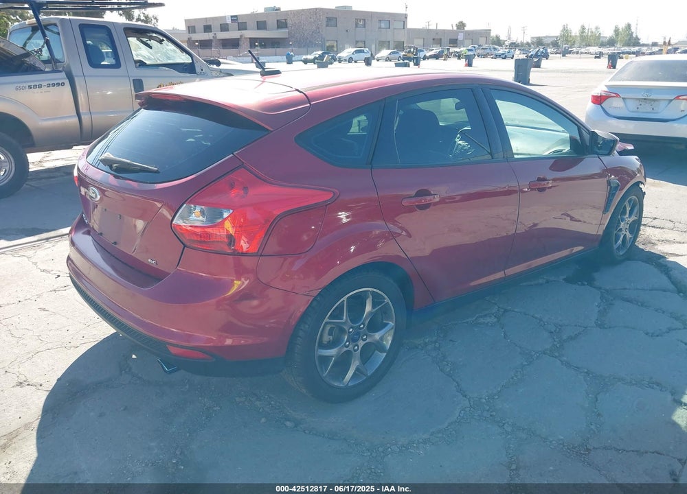 2014 FORD FOCUS SE VIN: 1FADP3K20EL185921