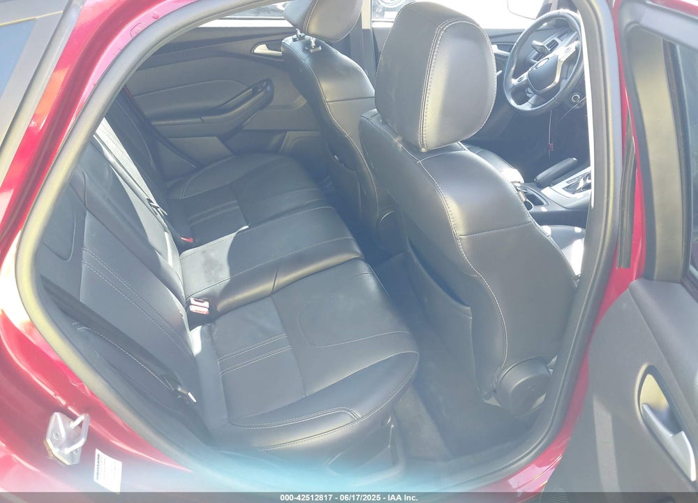 2014 FORD FOCUS SE VIN: 1FADP3K20EL185921