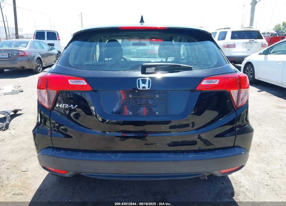 2018 HONDA HR-V VIN: 3CZRU5H39JM720137