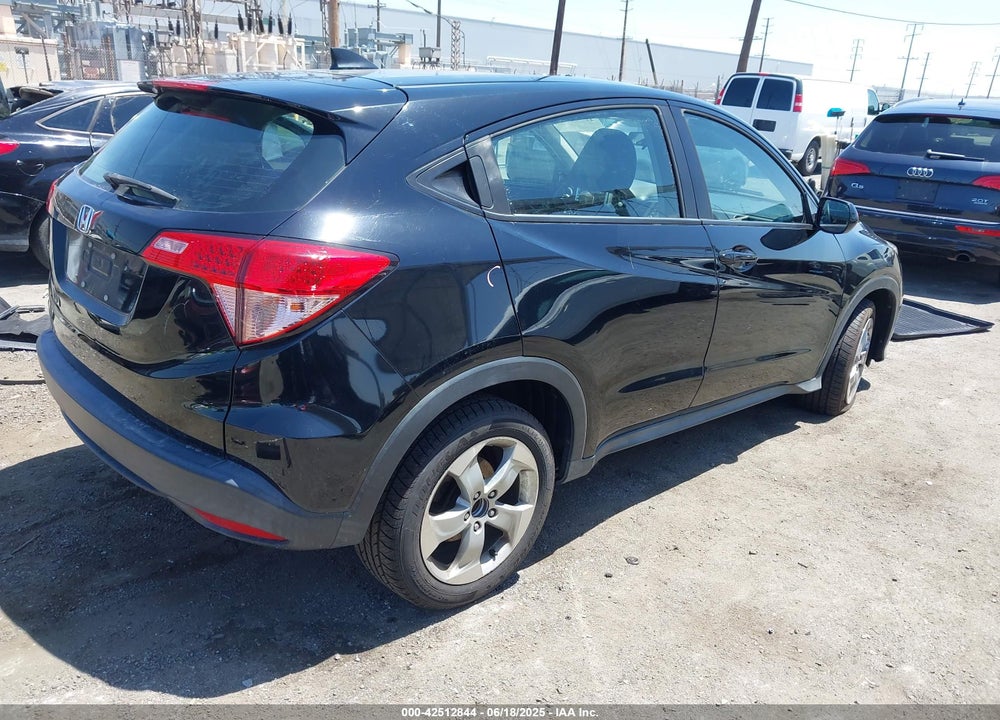 2018 HONDA HR-V VIN: 3CZRU5H39JM720137