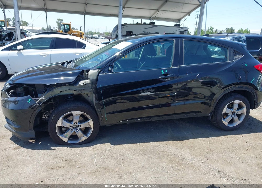 2018 HONDA HR-V VIN: 3CZRU5H39JM720137