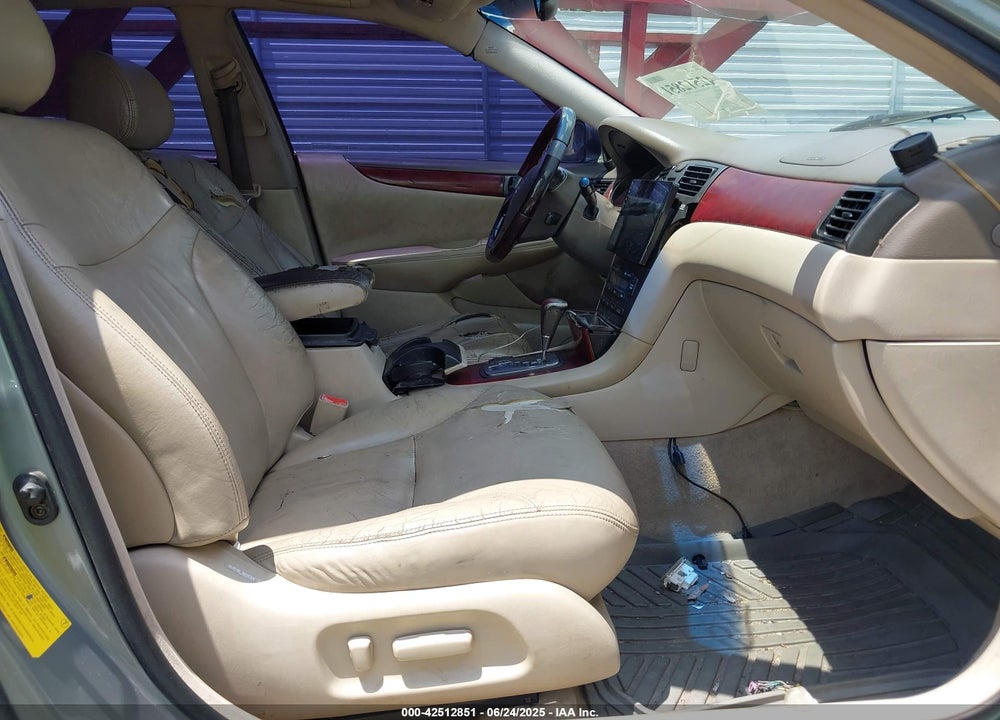 2003 LEXUS ES 300 VIN: JTHBF30G730139521