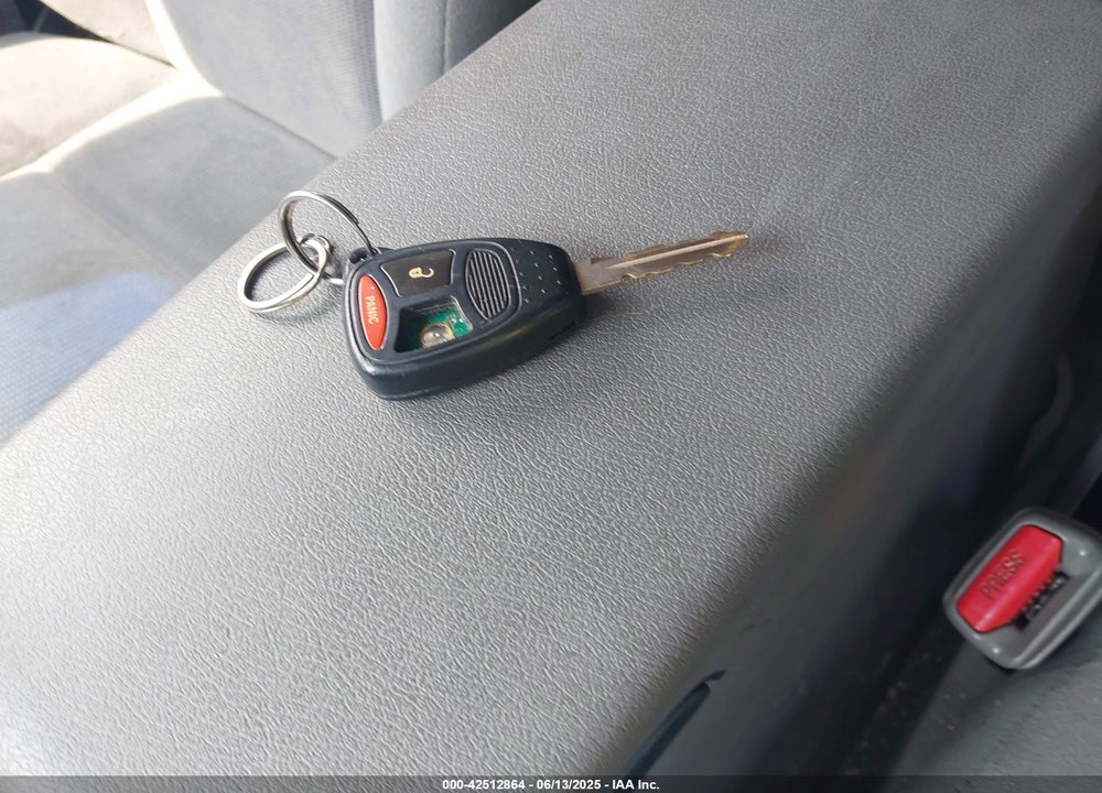 2004 DODGE DURANGO SLT VIN: 1D4HB48N04F170255