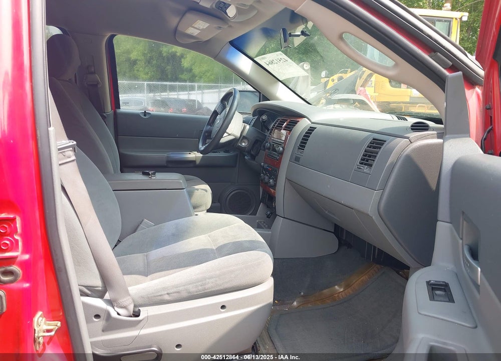 2004 DODGE DURANGO SLT VIN: 1D4HB48N04F170255