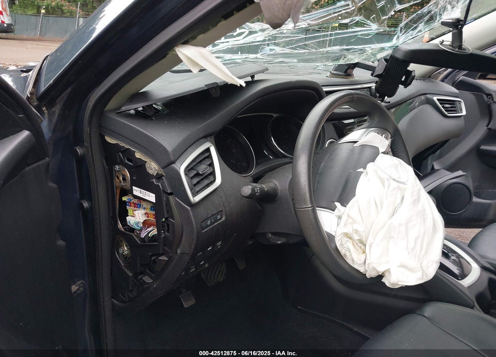 2015 NISSAN ROGUE VIN: 5N1AT2MV9FC908429