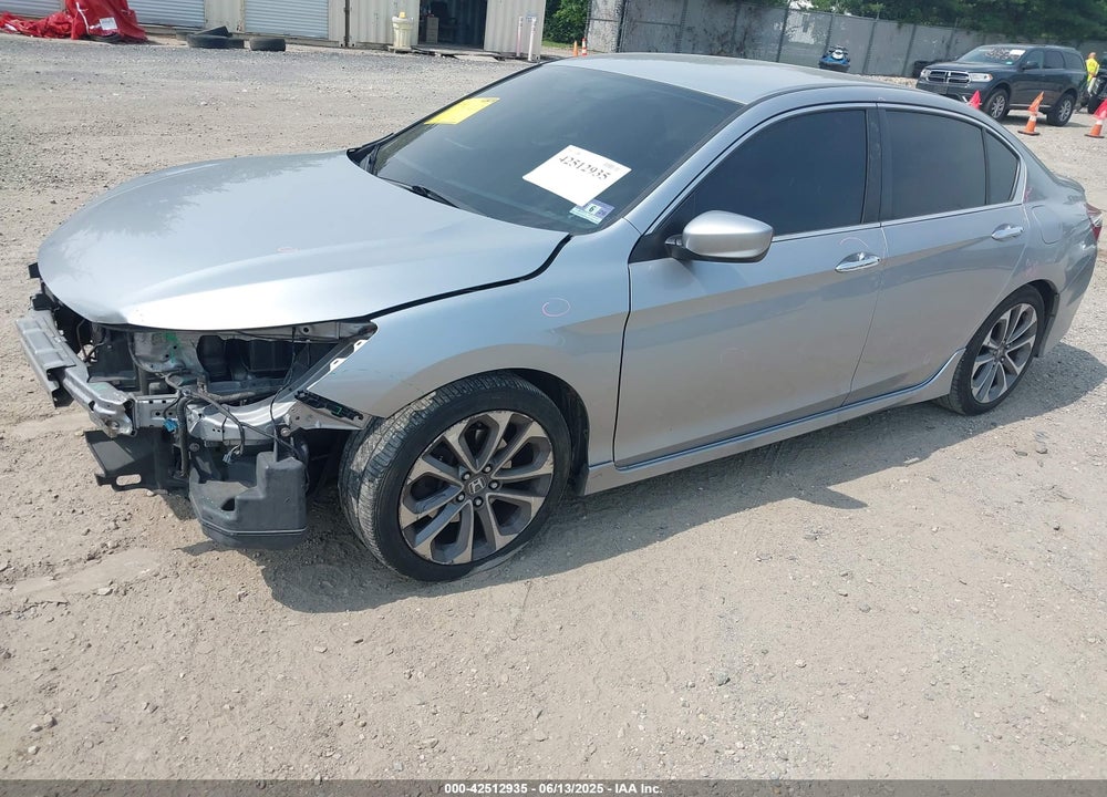 2016 HONDA ACCORD VIN: 1HGCR2F52GA057114