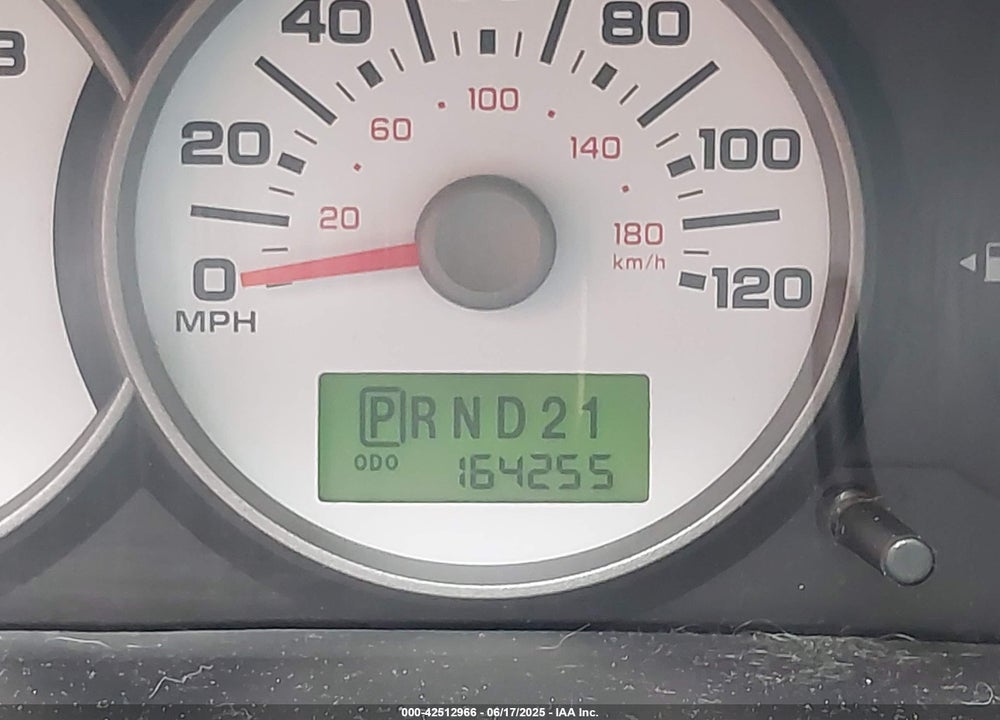 2005 FORD ESCAPE LIMITED VIN: 1FMCU04175KA81266