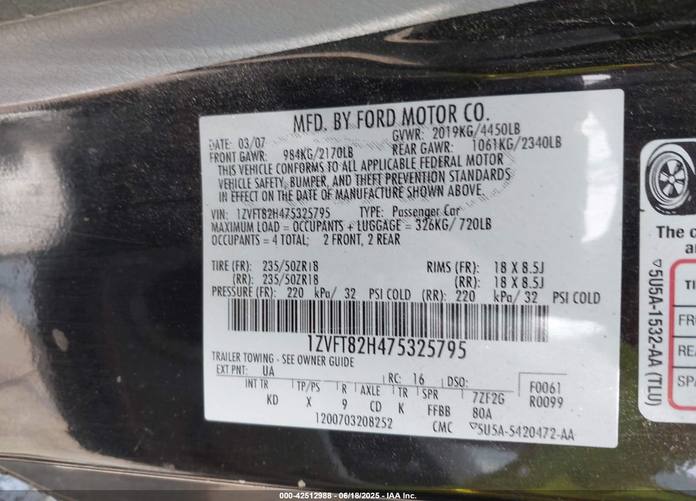 2007 FORD MUSTANG VIN: 1ZVFT82H475325795