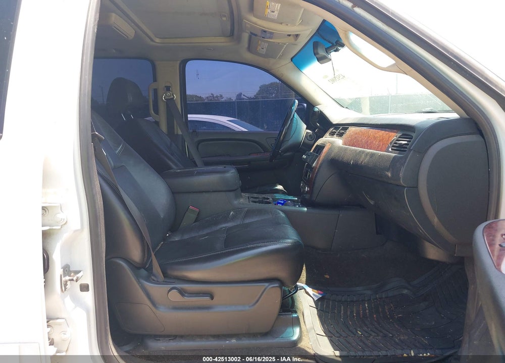 2007 CHEVROLET TAHOE VIN: 1GNFK13087R248418