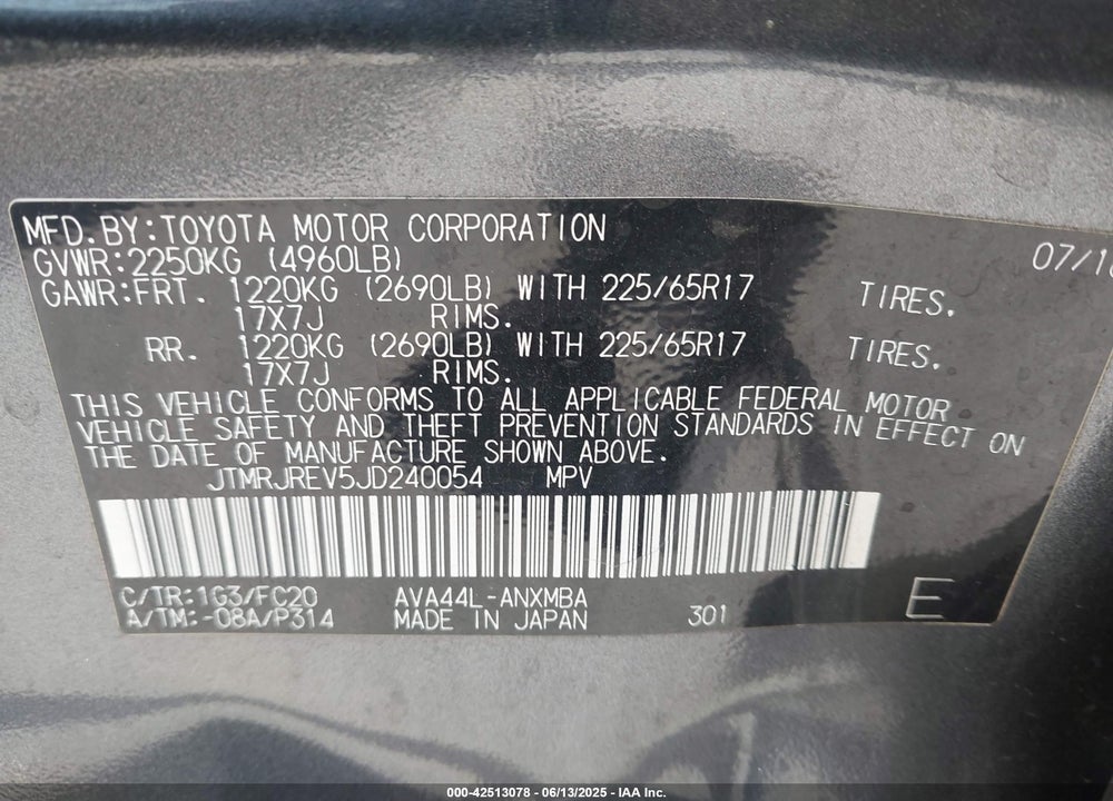 2018 TOYOTA RAV4 HYBRID XLE VIN: JTMRJREV5JD240054