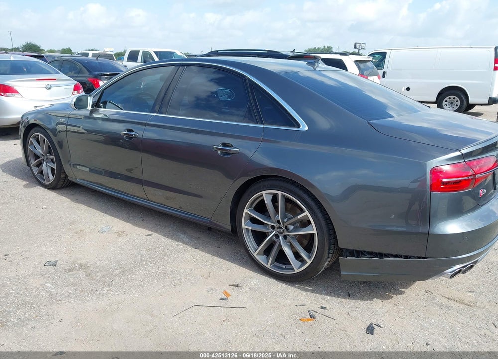 2016 AUDI S8 VIN: WUAJ5AFD4GN900129