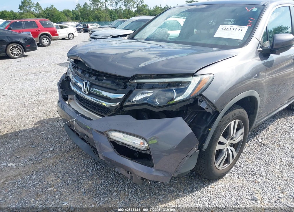 2017 HONDA PILOT EX VIN: 5FNYF5H39HB014618