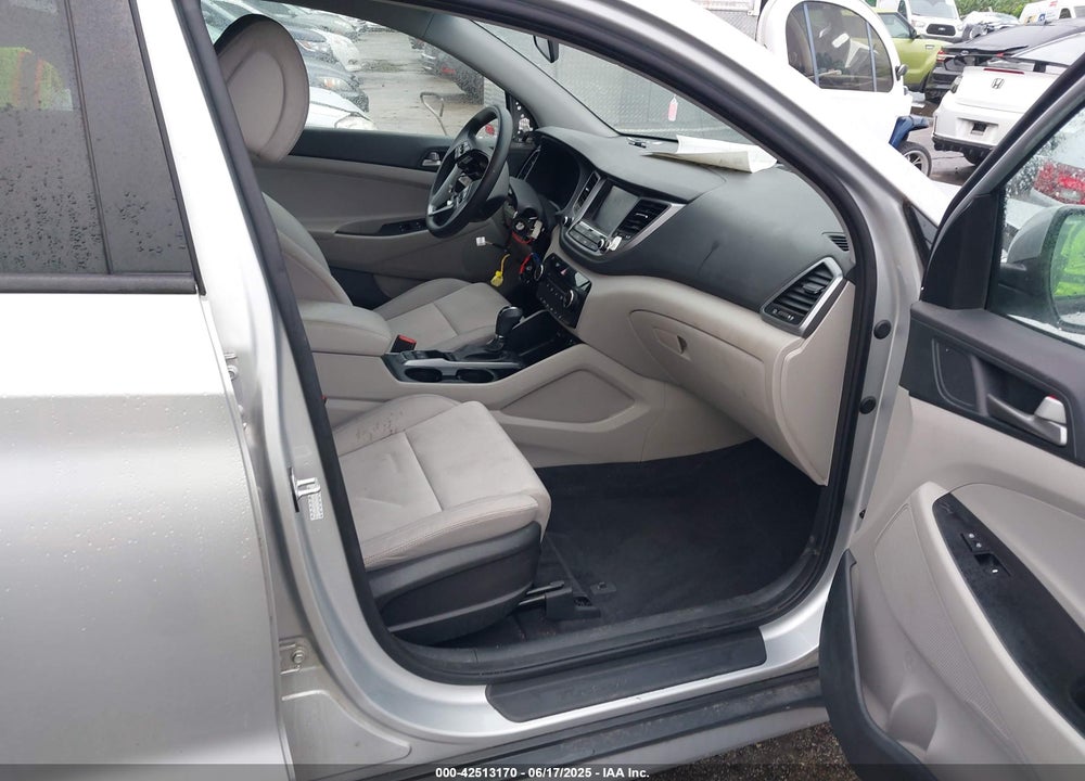 2018 HYUNDAI TUCSON SEL VIN: KM8J3CA41JU695934