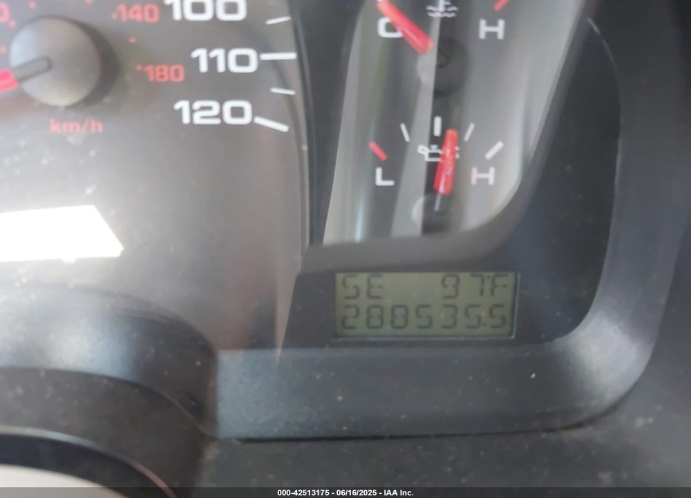 2005 FORD F-150 STX/XL/XLT VIN: 1FTRX12W25NA52895