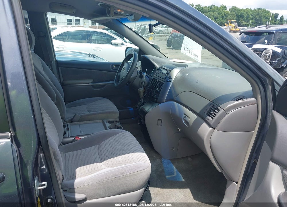 2006 TOYOTA SIENNA LE VIN: 5TDZA23C06S451389