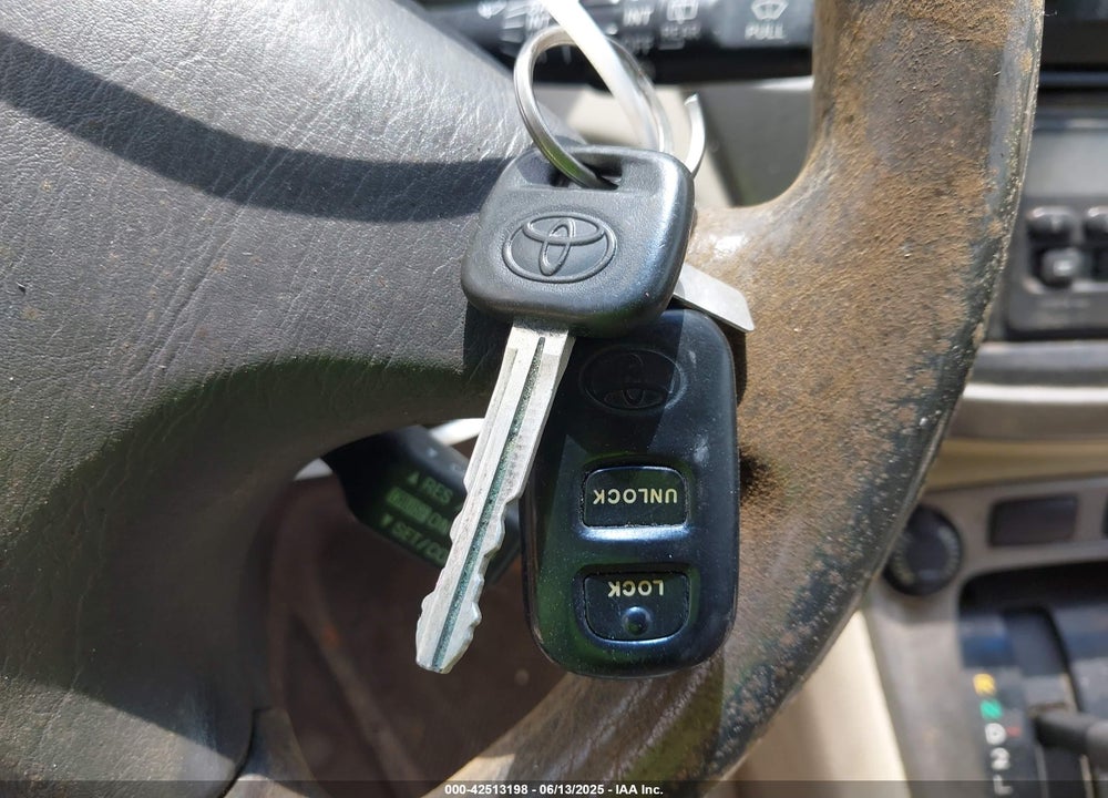 2002 TOYOTA HIGHLANDER V6 VIN: JTEGF21A520068020