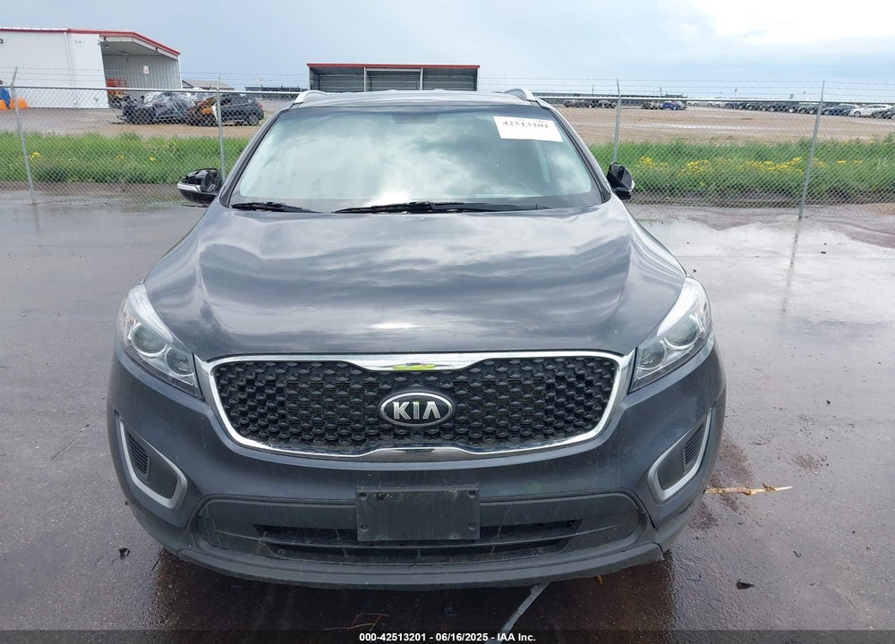 2016 KIA SORENTO VIN: 5XYPGDA38GG165129