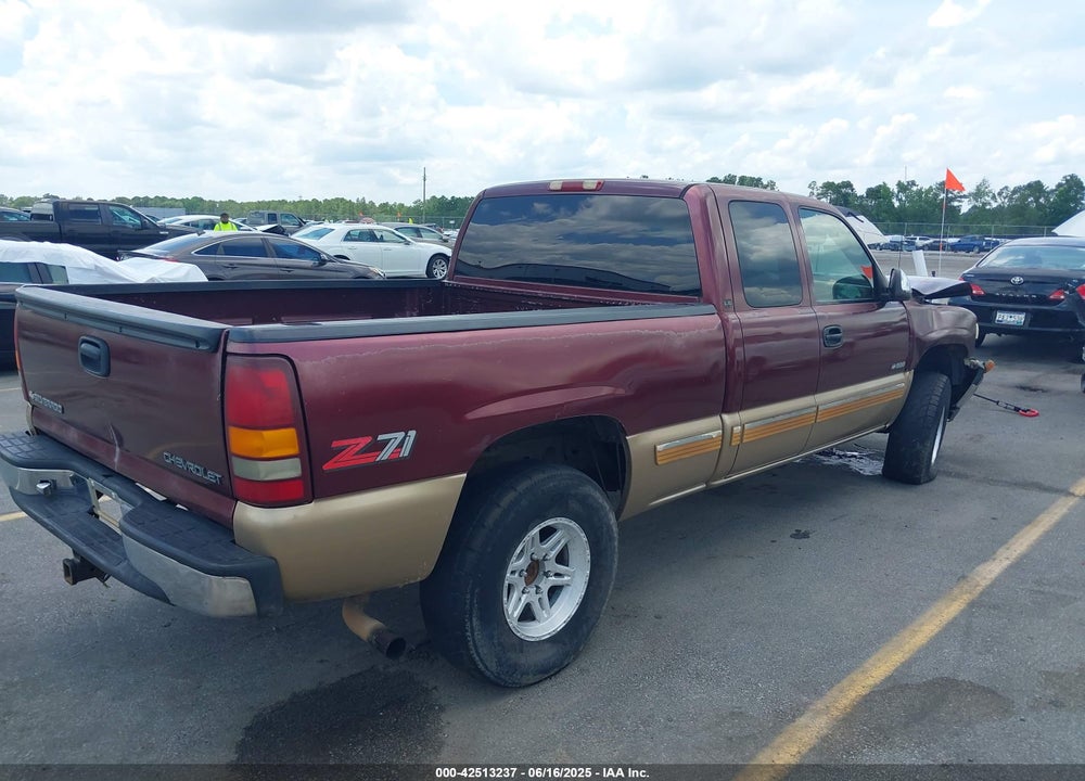 1999 CHEVROLET SILVERADO 1500 LS VIN: 2GCEK19T8X1288500