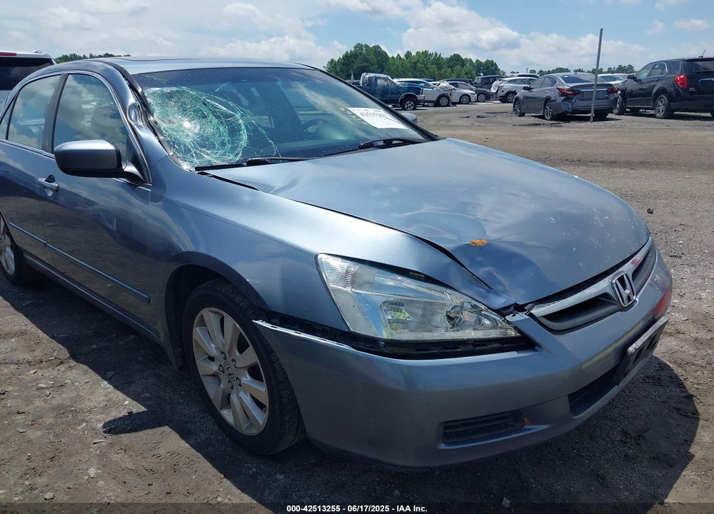 2007 HONDA ACCORD 3.0 EX VIN: 1HGCM66517A074797