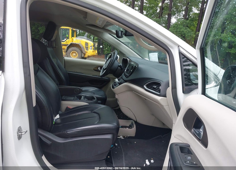 2021 CHRYSLER VOYAGER LXI VIN: 2C4RC1DG2MR503083