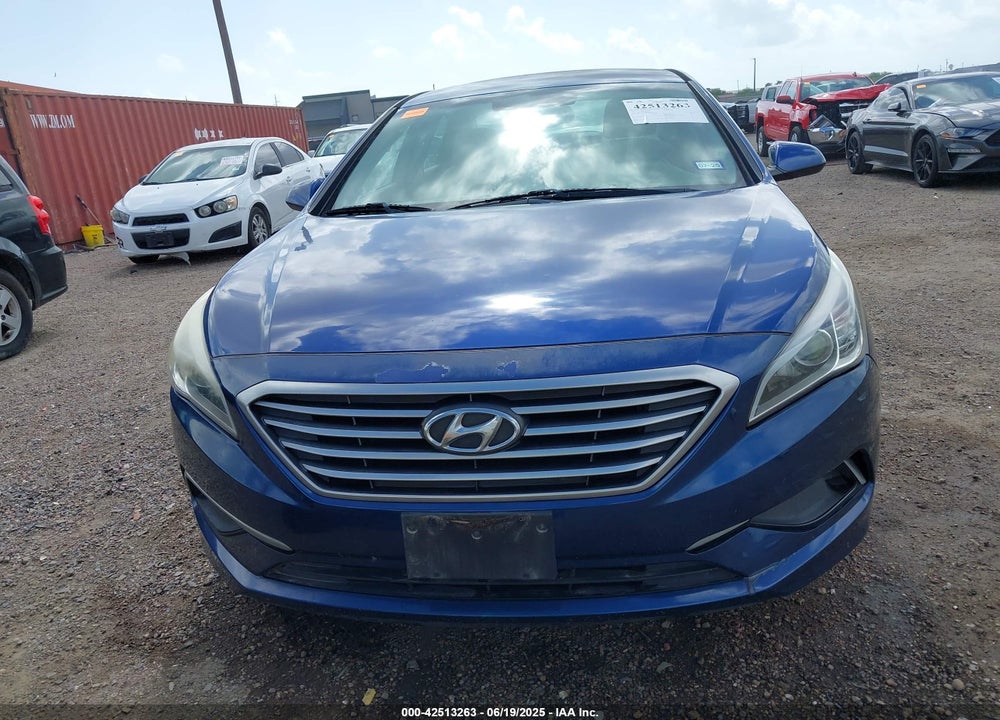 2016 HYUNDAI SONATA VIN: 5NPE24AF5GH281879