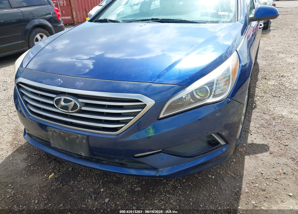 2016 HYUNDAI SONATA VIN: 5NPE24AF5GH281879