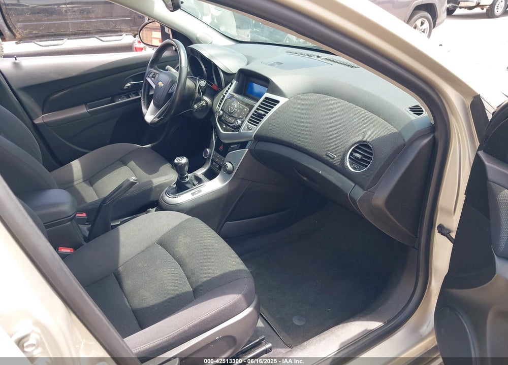 2014 CHEVROLET CRUZE 1LT MANUAL VIN: 1G1PD5SB8E7256375