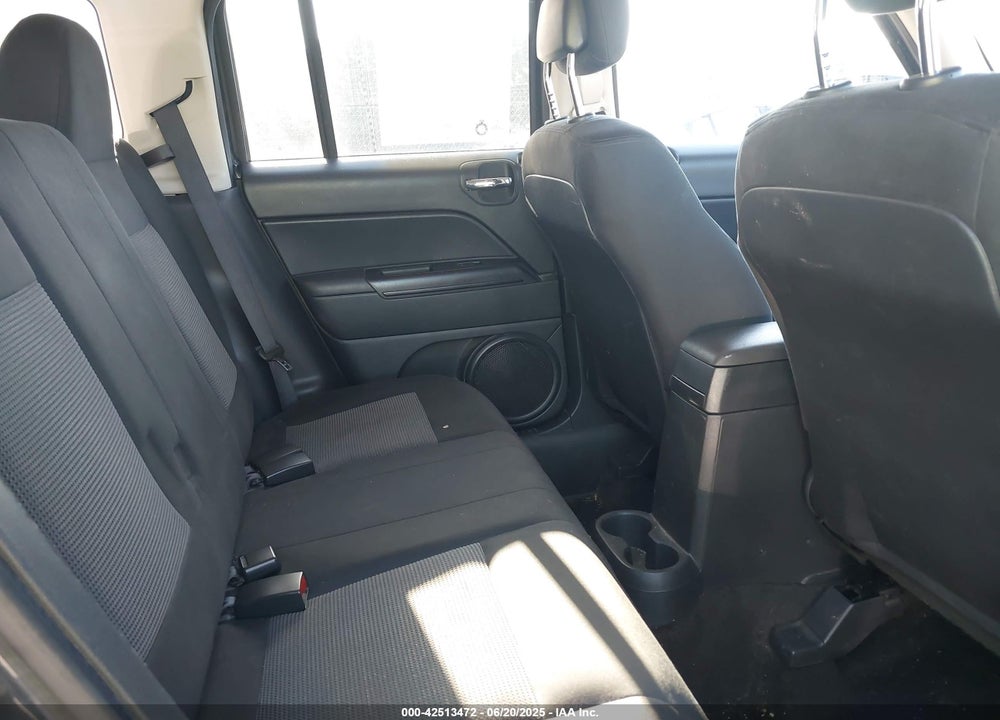2014 JEEP PATRIOT SPORT VIN: 1C4NJPBA0ED690284