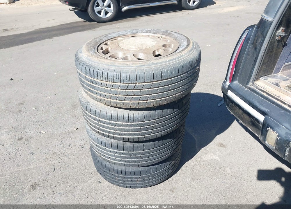 1997 CADILLAC DEVILLE PROFESSIONAL VIN: 1GEEH90Y2VU500192