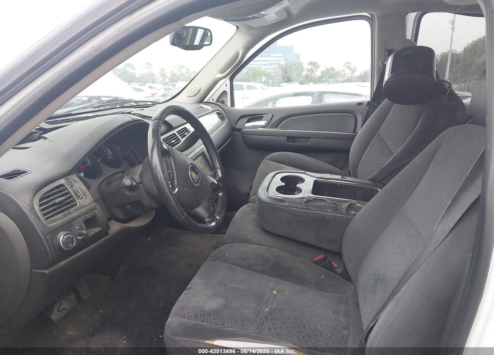 2007 CHEVROLET SUBURBAN 1500 VIN: 1GNFC16077R223342