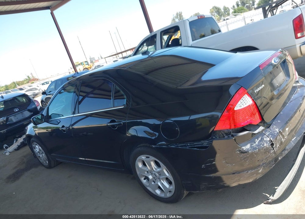 2011 FORD FUSION VIN: 3FAHP0HA9BR203828
